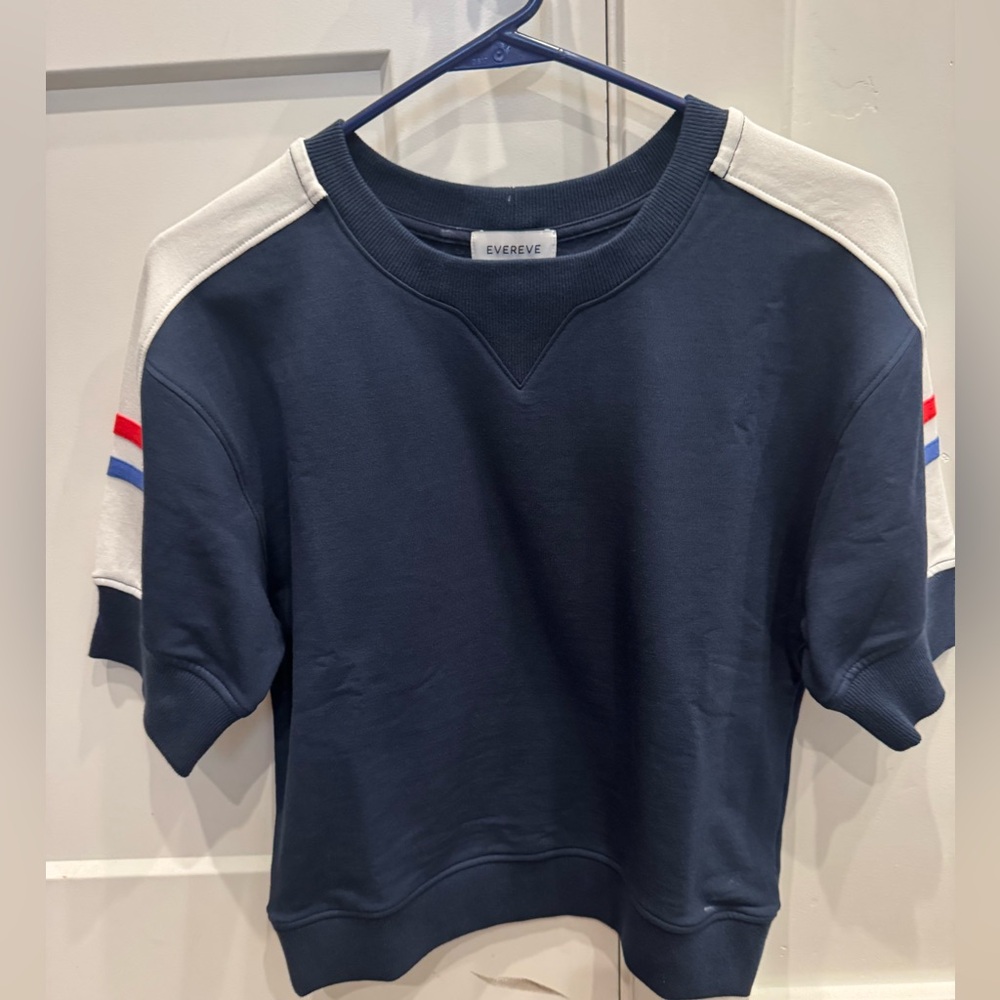 NWOT Evereve women’s short sleeve sweatshirt